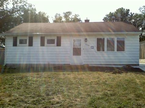 2 Bedroom Houses For Rent in Beloit WI. 1 results. Sort: Default. 1112 Summit Ave, Beloit, WI 53511. $1,095/mo. 2 bds; 1 ba; 718 sqft - House for rent. Show more. Newer windows ... Beloit Houses Rentals by Zip Code. 53511 Houses for Rent; 53546 Houses for Rent; Nearby Beloit Townhouses Rentals. Janesville Townhouses for Rent ...